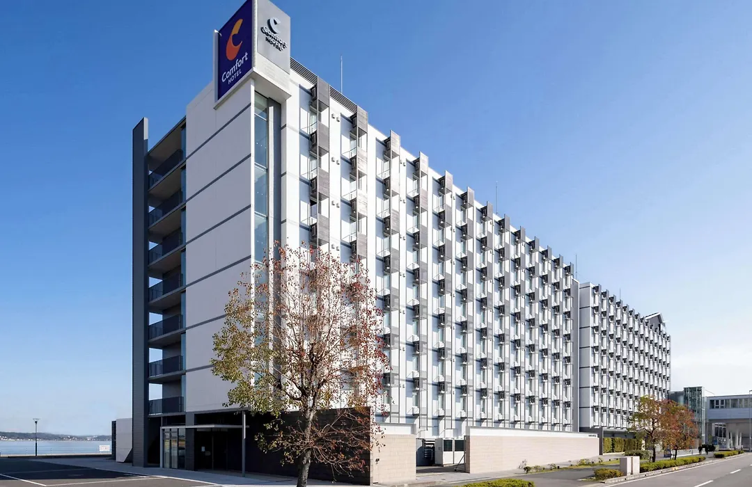 Comfort Hotel Central International Airport-1